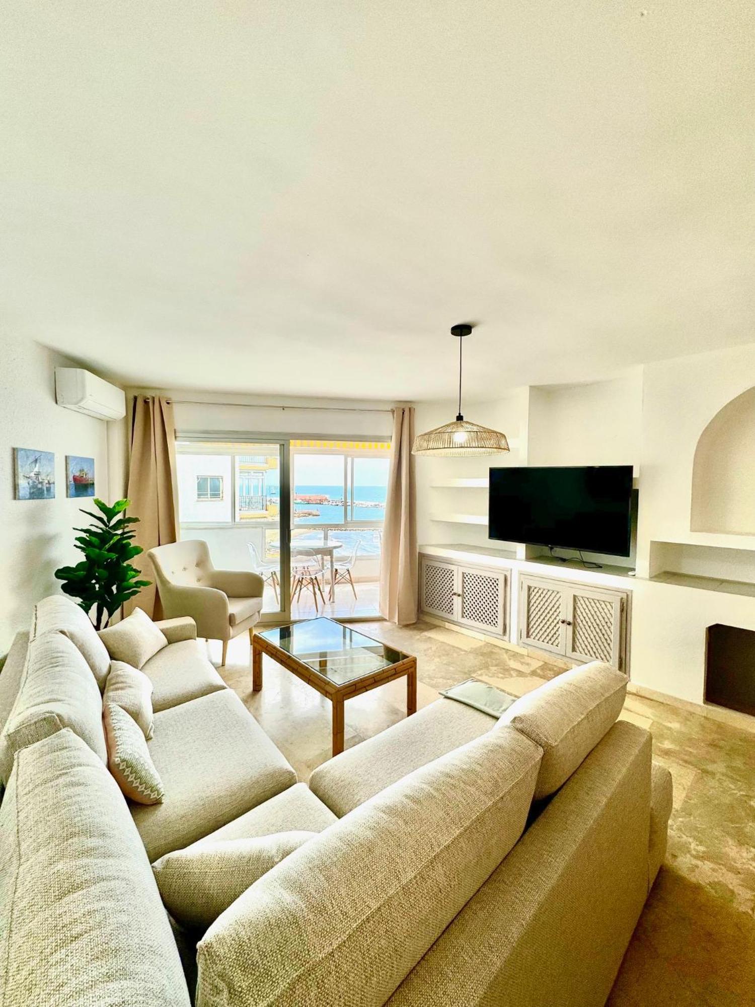 Ferienwohnung In Front Of Sea & Center Marbella Exterior foto