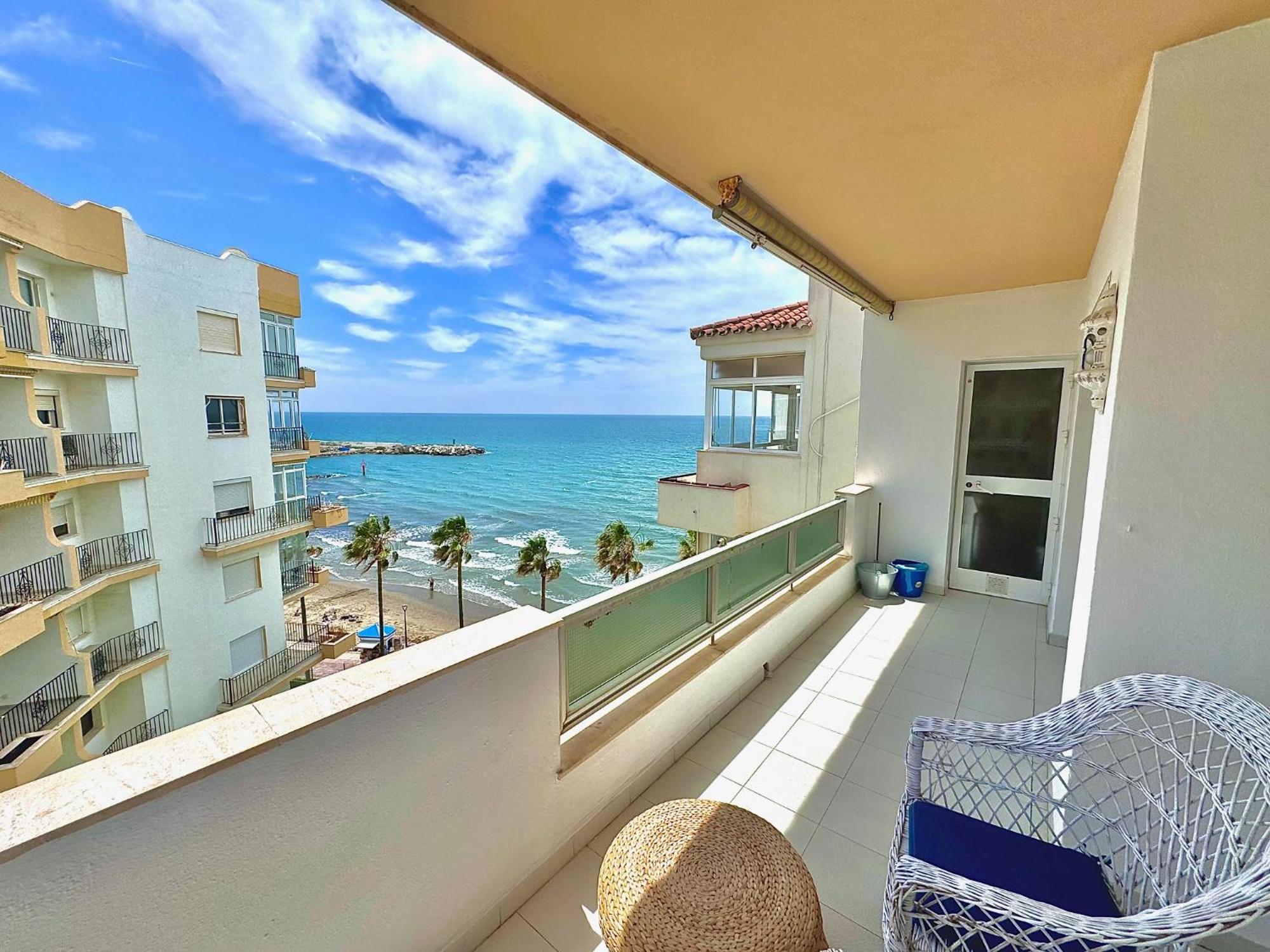 Ferienwohnung In Front Of Sea & Center Marbella Exterior foto